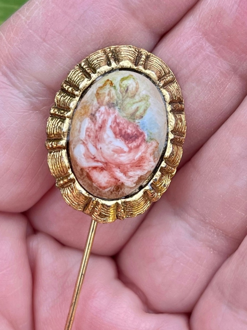Vintage Jewelry - Vintage Stick Pin Brooch - Hand Painted Rose - Gold Tone